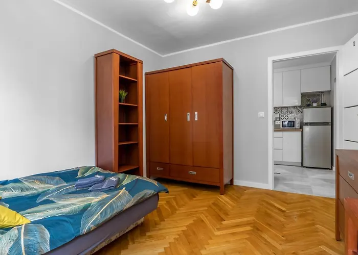 Center Classicrooms * وارسو